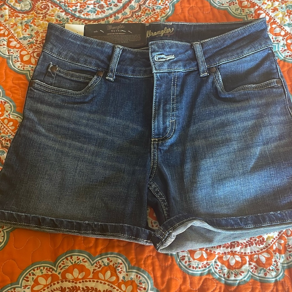 NWT, Wrangler Retro Shorts, size 5